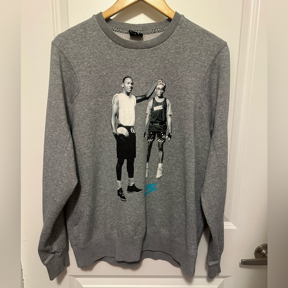 Michael Jordan Spike Lee grey sweatshirt. Men’s large. Great condition. RARE
